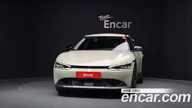 Kia EV6 2023 thumb 3