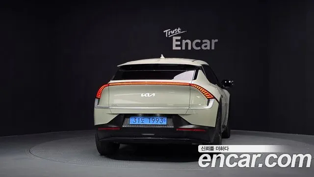 Kia EV6 2023 thumb 4