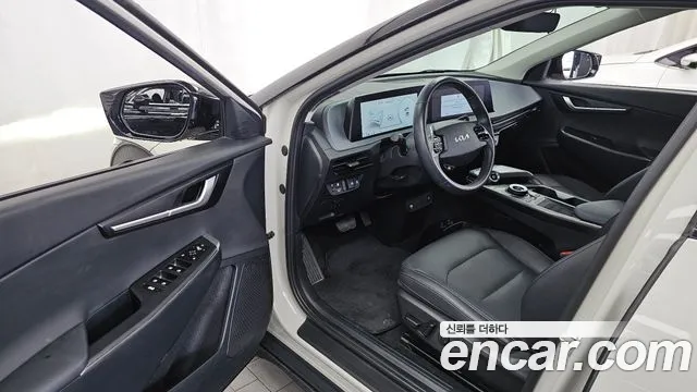 Kia EV6 2023 thumb 10