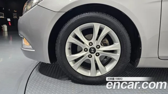 Hyundai Sonata 2011 thumb 5