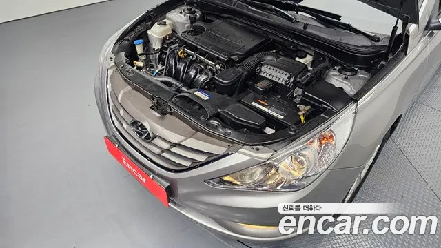 Hyundai Sonata 2011 thumb 6