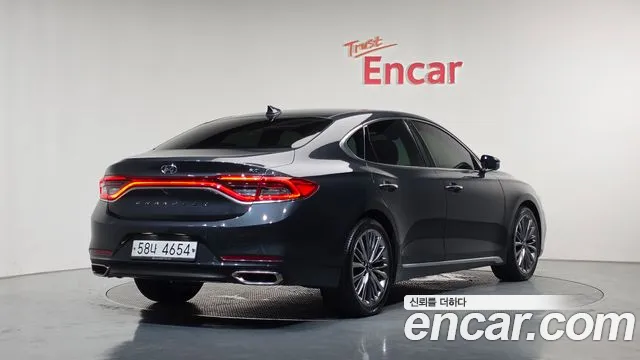 Hyundai Grandeur 2018 thumb 2