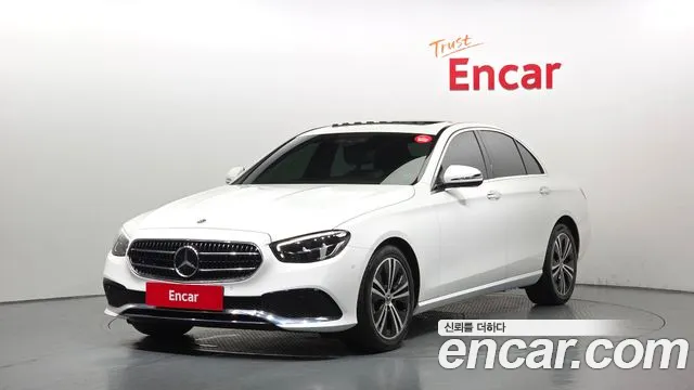 Mercedes-Benz E-Класс 2021 1