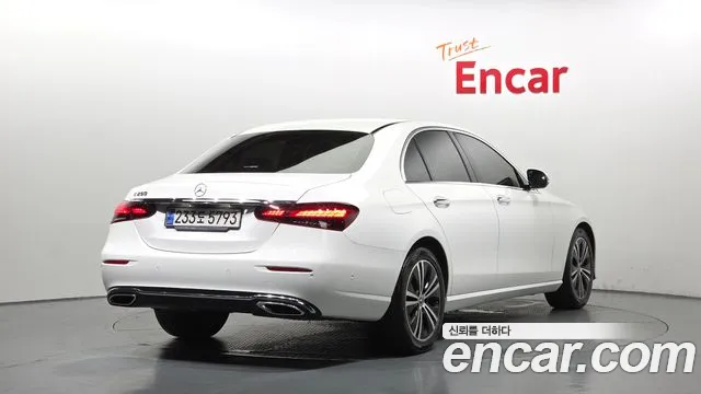 Mercedes-Benz E-Класс 2021 thumb 2