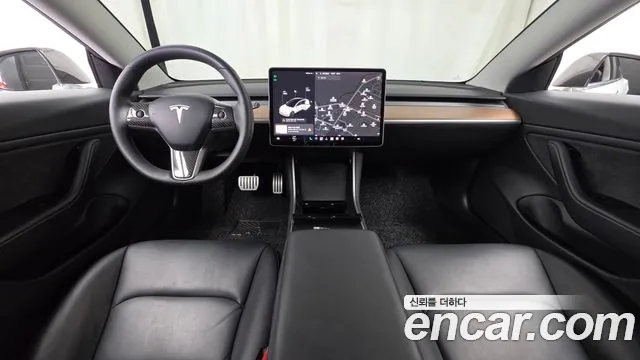 Tesla Model 3 2020 thumb 7