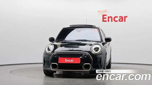 Mini Hatch 2022 thumb 3