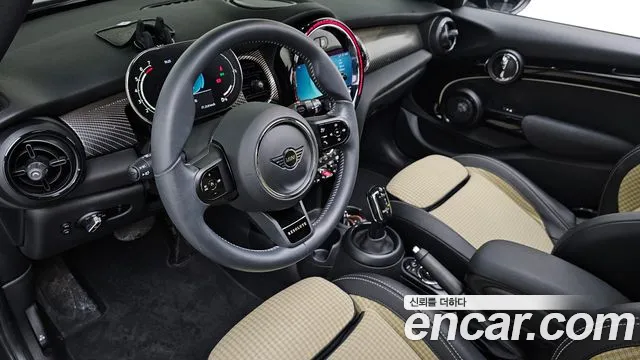 Mini Hatch 2022 thumb 7