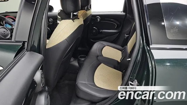 Mini Hatch 2022 thumb 11