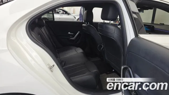 Mercedes-Benz A-Класс 2020 thumb 12