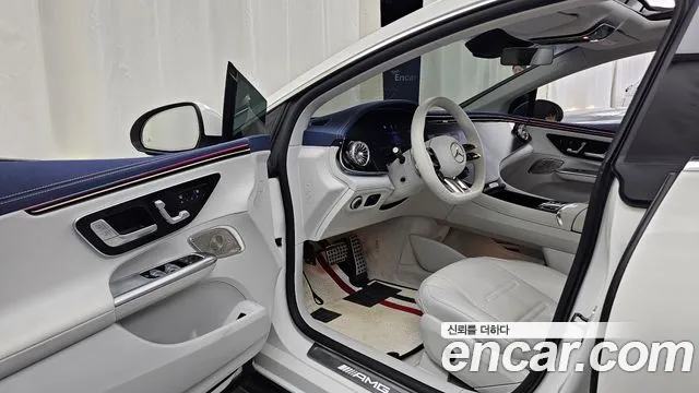 Mercedes-Benz EQE 2023 thumb 10