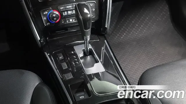 Renault Latitude 2016 thumb 9