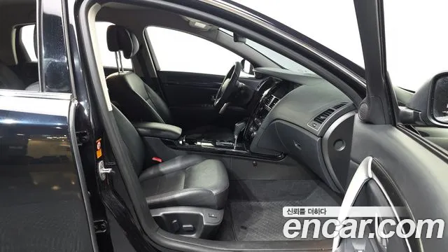 Renault Latitude 2016 thumb 11