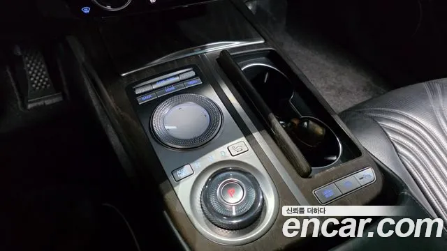 Genesis G80 2020 thumb 9