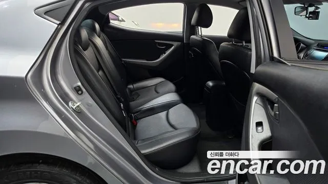 Hyundai Avante 2013 thumb 11