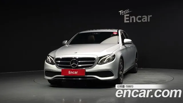 Mercedes-Benz E-Класс 2019 thumb 3