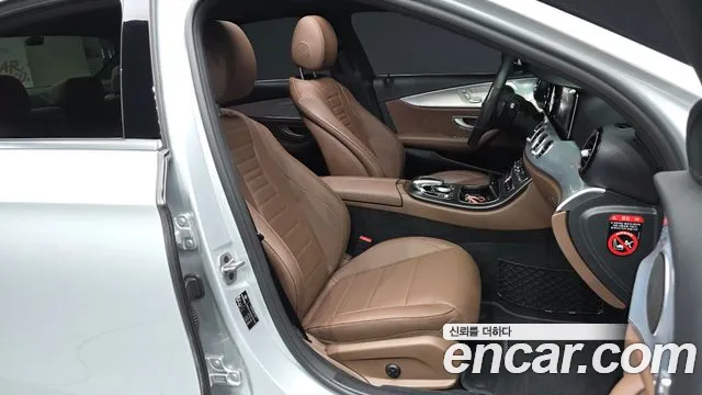 Mercedes-Benz E-Класс 2019 thumb 11