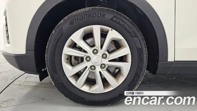 KG_Mobility_Ssangyong TIBOLI 2020 thumb 5