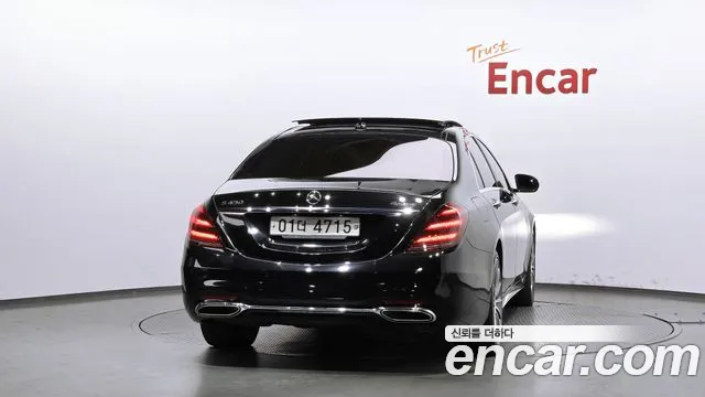 Mercedes-Benz S-Класс 2018 thumb 4