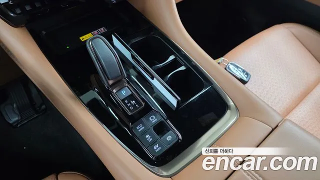 Toyota Alphard 2024 thumb 9