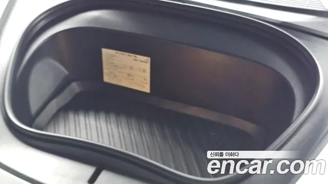 Tesla Model 3 2024 thumb 5