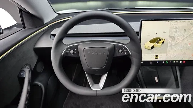 Tesla Model 3 2024 thumb 12