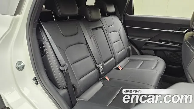 KG_Mobility_Ssangyong Torres 2022 thumb 11