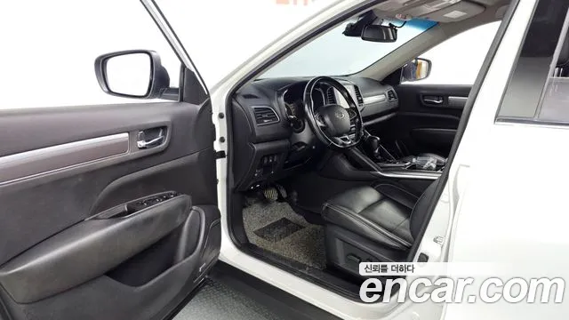 Renault Koleos 2017 thumb 10