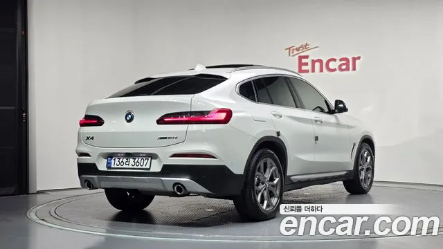 BMW X4 2020 thumb 2
