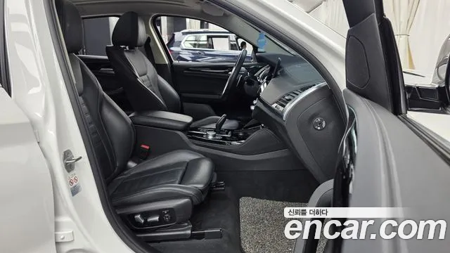 BMW X4 2020 thumb 11
