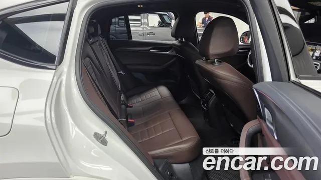 BMW X4 2025 thumb 12