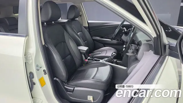 KG_Mobility_Ssangyong TIBOLI 2022 thumb 11