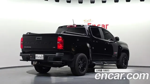 Chevrolet Colorado 2022 thumb 2