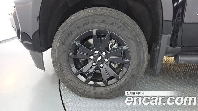 Chevrolet Colorado 2022 thumb 5