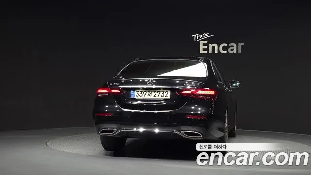 Mercedes-Benz E-Класс 2021 thumb 4