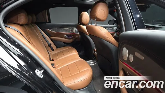 Mercedes-Benz E-Класс 2021 thumb 12