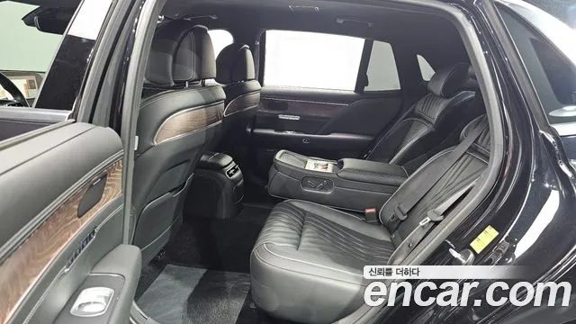 Genesis G90 2022 thumb 11