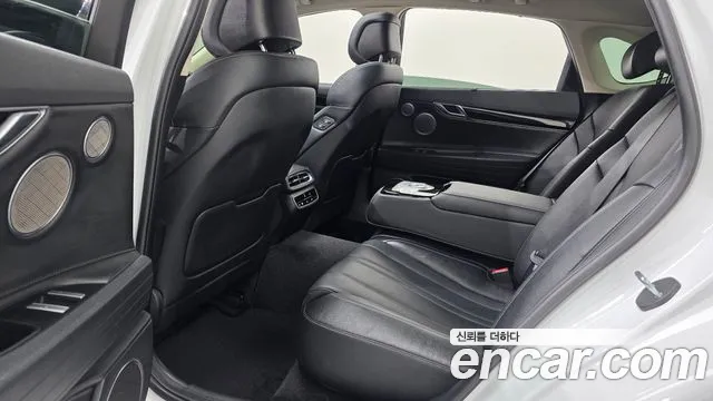 Genesis G80 2020 thumb 11