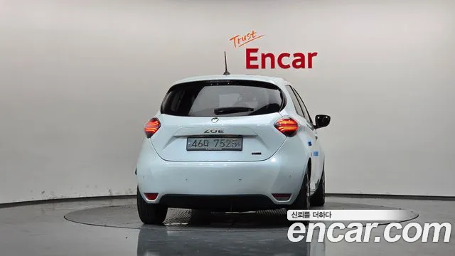 Renault ZOE 2021 thumb 4