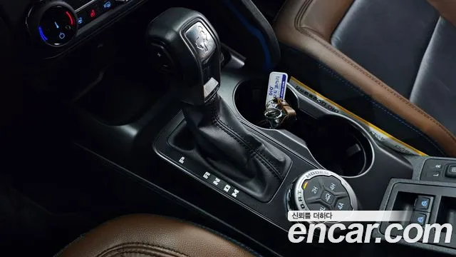 Ford Bronco 2022 thumb 9