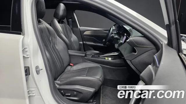 Peugeot 408 2023 thumb 11