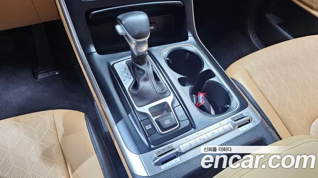 Kia Carnival 2023 thumb 9