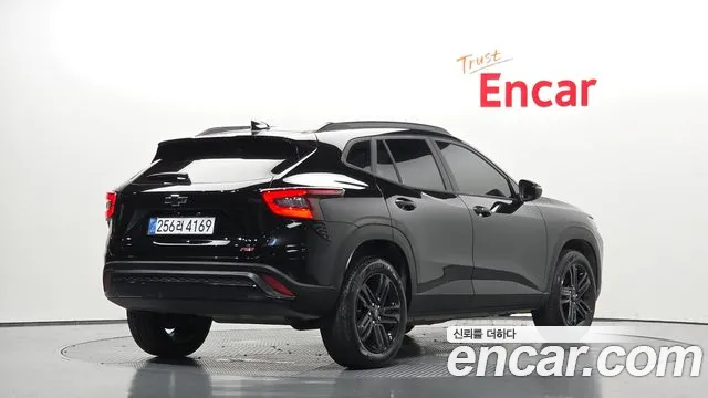 Chevrolet Tracker 2025 thumb 2