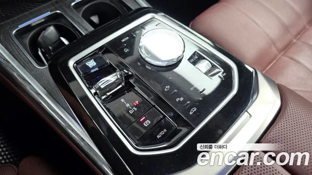 BMW 7 серии 2024 thumb 9
