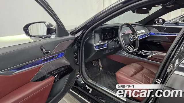 BMW 7 серии 2024 thumb 10