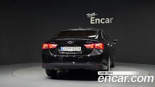 Chevrolet Malibu 2020 thumb 4