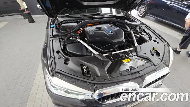 BMW 5 серии 2020 thumb 6