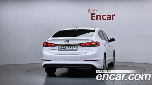 Hyundai Avante 2017 thumb 4