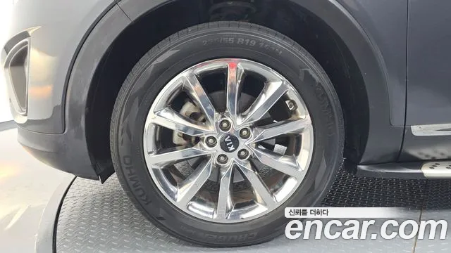 Kia Sorento 2015 thumb 5