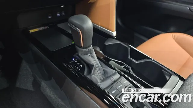 Toyota Camry 2025 thumb 9
