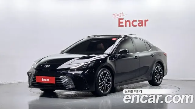Toyota Camry 2025 thumb 12